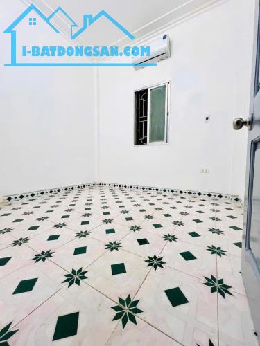NHÀ KHƯƠNG TRUNG GẦN ÔTÔ 28M X 4 TẦNG  GIÁ NHỈNH 5 TỶ - NHÀ XÂY CHẮC CHẮN Ở LUÔN