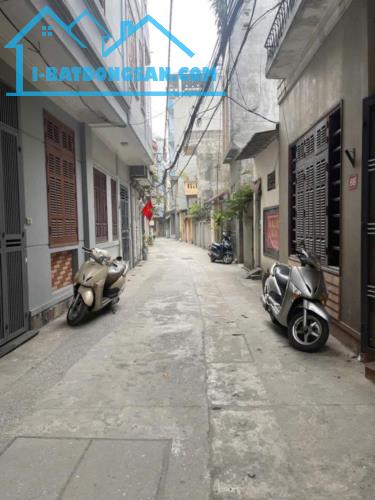 Bán nhà Hoàng Ngân – Nhân Chính – 30m² – 4 tầng – Gần Lê Văn Lương – Giá 7 tỷ
