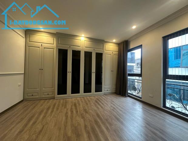 ĐỘC NHẤT!! BÁN TÒA NHÀ 8 TẦNG NGUYỄN CHÍ THANH 95m² MẶT TIỀN 9M THANG MÁY - PHÂN LÔ - 2