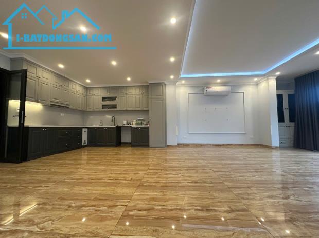 ĐỘC NHẤT!! BÁN TÒA NHÀ 8 TẦNG NGUYỄN CHÍ THANH 95m² MẶT TIỀN 9M THANG MÁY - PHÂN LÔ - 5