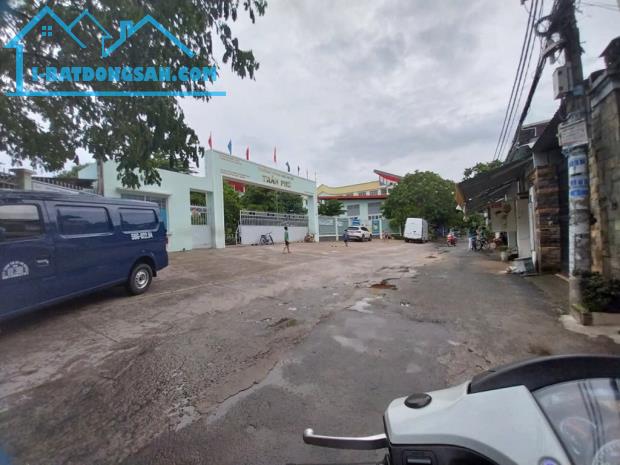 HẺM 5M - TÂN THỚI NHẤT, GẦN TRƯỜNG TRẦN PHÚ – KDC, KD TỐT, 80M2 (4x20) CẤP 4 TIỆN XÂY MỚI - 4