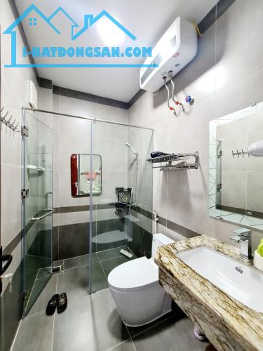 BÁN NHÀ MẶT PHỐ ĐỐNG ĐA, 5 TẦNG THANG MÁY, VỈA HÈ SIÊU RỘNG, Ô TÔ DỪNG ĐỖ, KINH DOANH. - 5
