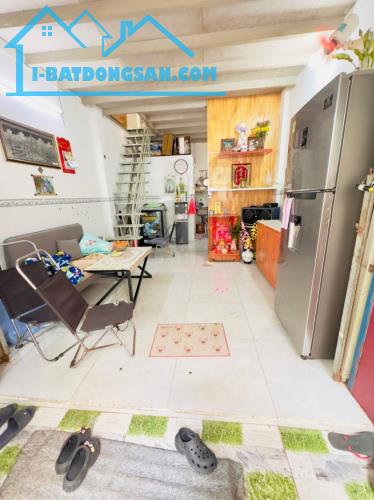 1 CĂN RA MẶT TIỀN BÔNG SAO - NHÀ 1 TRỆT 1 LẦU - 26M2 - KHU VIP - CHỈ 3.02 TỶ - 2