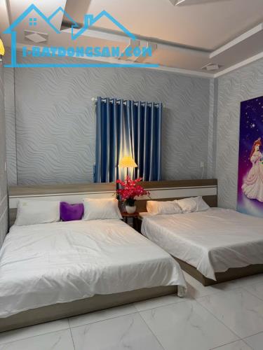 BÁN NHÀ RIÊNG HXH 6M - 88M2 - 4T - 5PN - HUỲNH THỊ HAI - 5,55 TỶ - QUẬN - 12 - 1