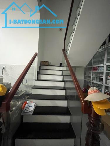 BÁN NHÀ RIÊNG HXH 6M - 88M2 - 4T - 5PN - HUỲNH THỊ HAI - 5,55 TỶ - QUẬN - 12 - 3