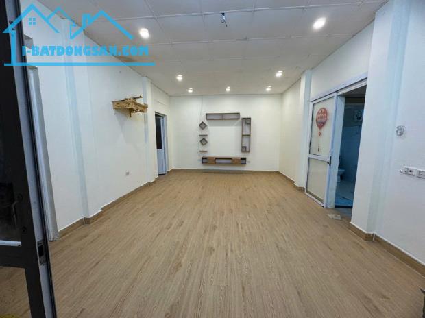 Vĩnh Trung Đại Áng bán đất tặng nhà 1 tầng 80m2 sổ đỏ CHỈ 3.99 tỷ