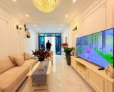 Bán gấp nhà 32m2 xây 5 tầng, hàng xóm ngoại giao đoàn
