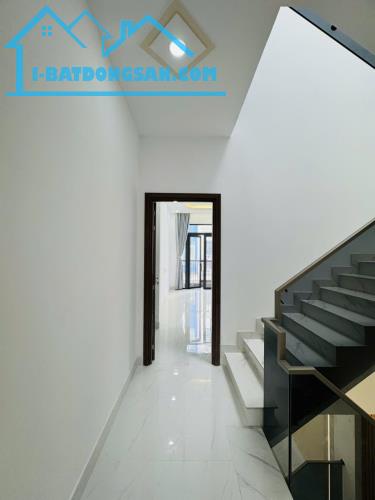 Bình Tân,Hẻm ô tô thông Hương Lộ 2 , Nhà  đẹp 4tầng, gần 72m2, Nở  hậu, giá rẻ. - 1
