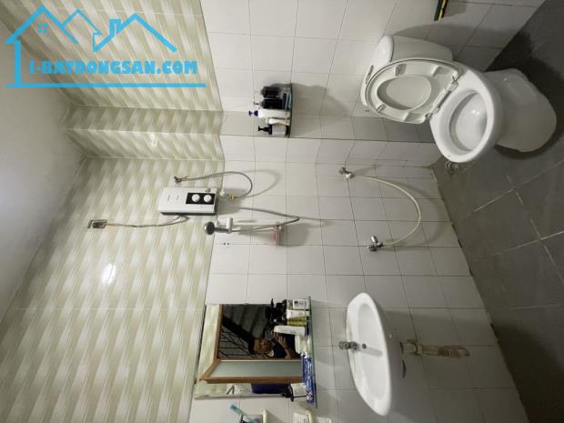 NHÀ NGAY MẶT TIỀN PHAN VĂN HỚN - XE HƠI TỚI NHÀ, RA TRƯỜNG CHINH 2 PHÚT SÁT VÁCH TÂN BÌNH - 2
