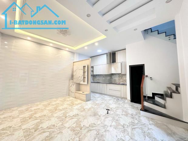 Cần Bán Nhà mới sổ riêng xây dựng đường La Sơn Phu Tử, P6, Đà Lạt Giá 4.5 tỷ - 1