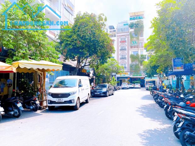Bán nhà Quận 10, Đường 3/2, 6 tầng, 28.99 tỷ, Diện tích vuông vắn 7 x 17 m