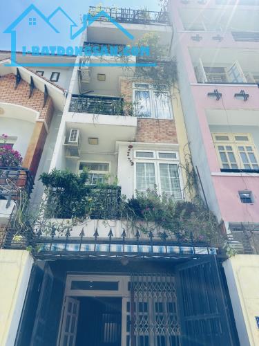 TÔ HIẾN THÀNH - QUẬN 10 - HẺM 6M 1/ XE HƠI NGỦ TRONG NHÀ - DT:63M2 - 4 TẦNG - NHỈNH 13 TỶ