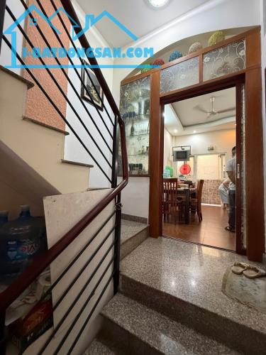TÔ HIẾN THÀNH - QUẬN 10 - HẺM 6M 1/ XE HƠI NGỦ TRONG NHÀ - DT:63M2 - 4 TẦNG - NHỈNH 13 TỶ - 3