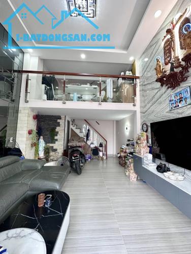 Bán Gấp Nhà Mặt Tiền Nguyễn Sơn – Mới Cứng, Full Nội Thất, Gần Chợ, Nhiều Tiện Nghi! - 5