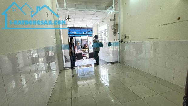 13. Cho thuê nhà trệt 2 lầu 7 triệu Đề Thám - 3