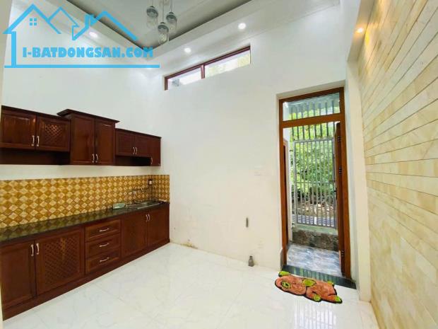 12. nhà 7 triệu 2 phòng ngủ Nguyễn Văn Cừ thuận lợi cho việc kinh doanh - 1