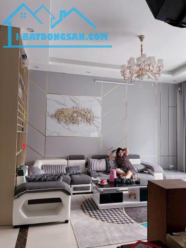 BÁN BIỆT THỰ TỔ 7 LÊ HỒNG PHONG , PHỦ LÝ, HÀ NAM , DT 85M MT 7.5M 3TẦNG GIÁ CHỈ 3.3 TỶ - 1