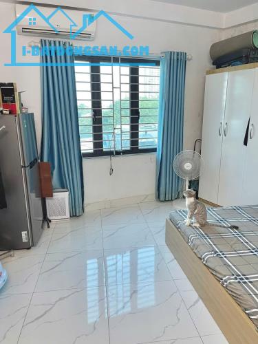 Cuối tháng này mình chuyển đi nên cần pass phòng vskk tại ngõ 214 Nguyễn Xiển, Thanh Xuân - 1