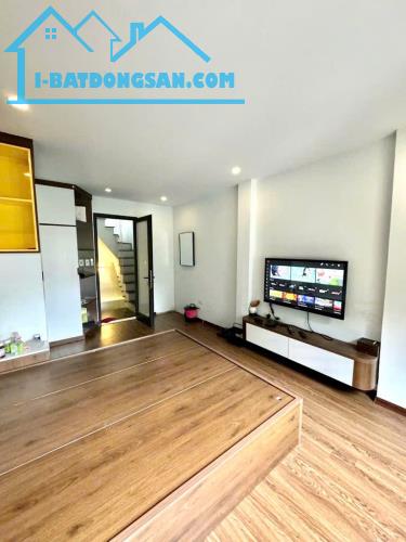 BÁN NHÀ PHỐ MINH KHAI – NGÕ BA GÁC – 50M RA Ô TÔ – NHÀ ĐẸP Ở NGAY