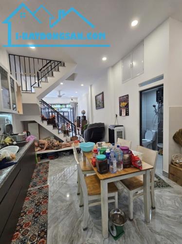 Q4 siêu phẩm hàng hiếm hẻm rộng nhà đẹp giá tốt 55m 3PN chưa đến 6tỷ - 1