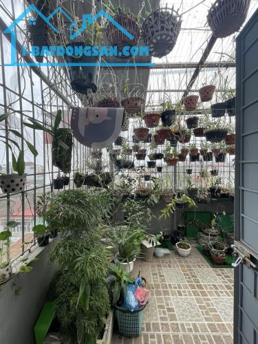 Siêu Hot! Nhà Vũ Tông Phan 50m2x5T, MT:5m-Chỉ 5TỶ-15M ra Ô tô.