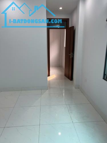 Nhà đẹp 5 tầng Lô Góc thiết kế hiện  tại phố lụa vạn phúc Hà Đông giá 6,5 tỷ - 2