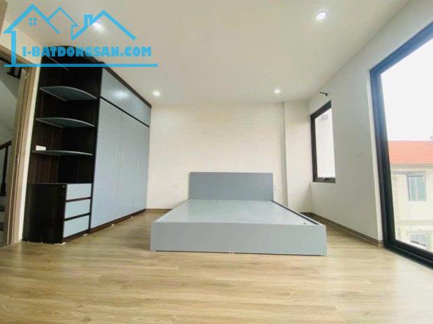 Chính chủ gửi bán siêu phẩm Bồ Đề 60m,6 tầng,thang máy,gara,full NT,ngõ thông - 2
