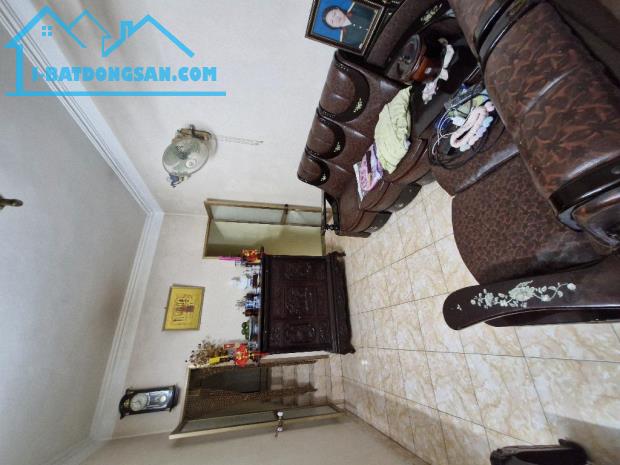 Bán Nhà TT Binh Đoàn 12 – Gần Bến Xe Yên Nghĩa – 38m², 5.5 Tỷ – Vị Trí Không Thể Tốt Hơn!