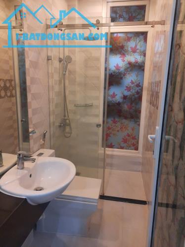 Nhà 4 Lầu hẻm xe hơi 8m Le văn Sỹ Quận 3, Giá 18,5 Tỷ - 5