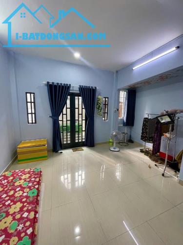 Chỉ 4 TỶ – Nhà đẹp Quận 10, SỔ HỒNG SẴN, 1p30s công chứng!" Bạn đang tìm nhà an cư tại q10 - 5