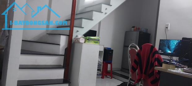 # Nhà Kiệt gần Thái Thị Bôi, 67m2 sân công cộng 20m2 rộng thoáng, lửng đúc cứng, sạch đẹp - 4
