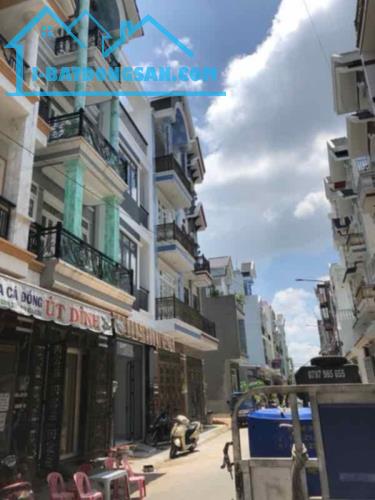 Nhà đẹp Bình Tân giá chỉ 5.3 tỷ - 2