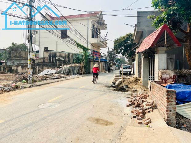 Bán lô đất cổng làng Cá Chép, Vĩnh Khê 65m giá chỉ 2,xx tỷ  LH 0979087664 - 2