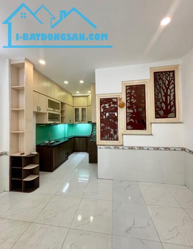 HẺM XE TẢI – nhà 3 TẦNG - DÒNG TIỀN 12tr/th – chỉ 6 tỷ - 3