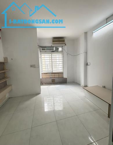 HẺM XE TẢI – nhà 3 TẦNG - DÒNG TIỀN 12tr/th – chỉ 6 tỷ - 2