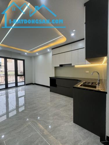🏡 Bán nhà 4 tầng, Ngọc Lâm, Long Biên, 44m2, Thang máy, Sát phố, gần trường, 9 tỷ 65 - 2