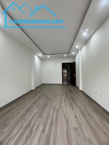 🏡 Bán nhà 4 tầng, Ngọc Lâm, Long Biên, 44m2, Thang máy, Sát phố, gần trường, 9 tỷ 65 - 6