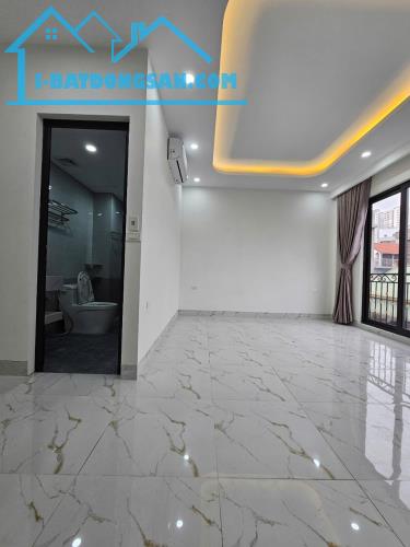 NHÀ ĐẸP LONG LANH-THANG MÁY XỊN, 40M2, MẶT TIỀN RỘNG, MỖ LAO 10.5 TỶ - 2