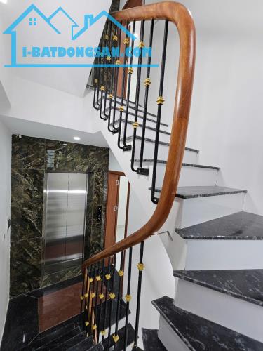 NHÀ ĐẸP LONG LANH-THANG MÁY XỊN, 40M2, MẶT TIỀN RỘNG, MỖ LAO 10.5 TỶ - 4