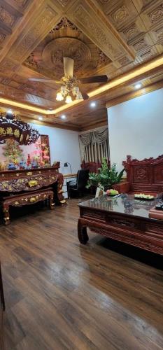 Nhà tập thể tầng 2, cầu thang riêng không chung đụng, 180m2, 4 phòng ngủ, 5.6 tỷ - 1