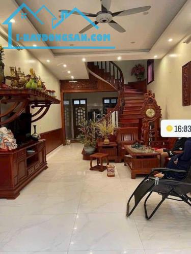 HIẾM TRỤC CHÍNH LÔ GÓC GIÁP HƯƠNG MẠC  ĐẠI HẠ GIÁ 2X TR/1M NHÀ 3T ĐẸP100M2