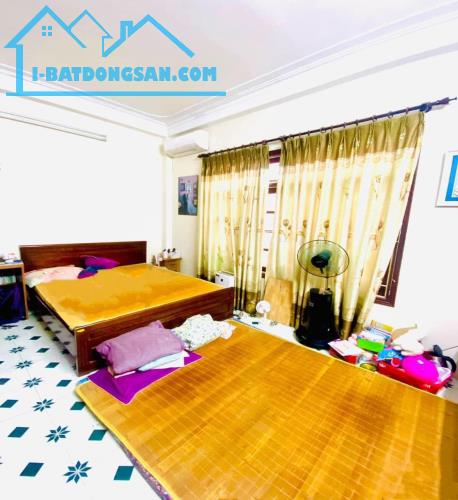 Bán nhà Hoàng Hoa Thám Liễu Giai Ba Đình dân xây sđcc 32m 5 tầng 5.4 tỷ - 1