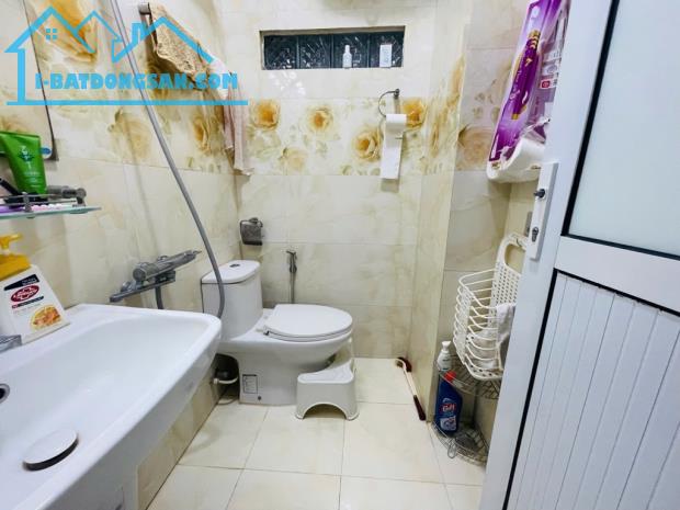 Bán nhà Đào Tấn, Ba Đình, ngõ thông, oto, DTSD 109m2, 5 tầng, Mt 6m, chỉ 22 tỷ - 1