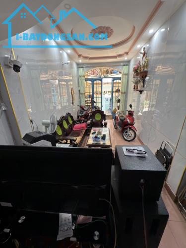 ĐỒNG ĐEN PHƯỜNG 12 TÂN BÌNH - NHÀ 3 TẦNG - CHỈ 5.799 TỶ - 1
