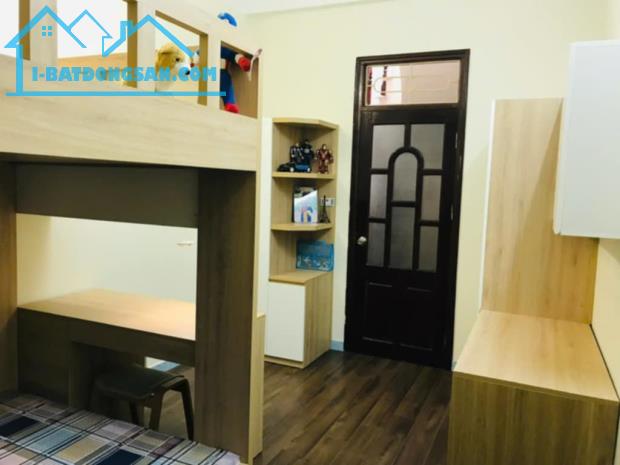 Tôi bán nhà đường Hồng Hà,diện tích 25m2,giá 6 tỷ - 5