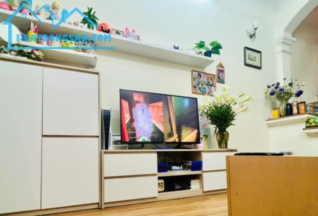 Tôi bán nhà đường Hồng Hà,diện tích 25m2,giá 6 tỷ - 3