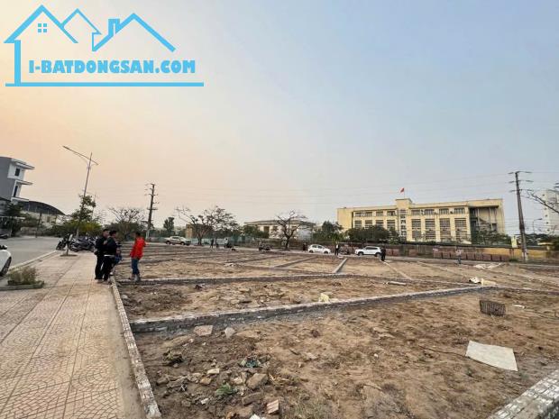 Bán lô đất 81m 2 mặt tiền chung cư Lương Quán, Nam Sơn giá 2,xx tỷ Lh 0979087664 - 3