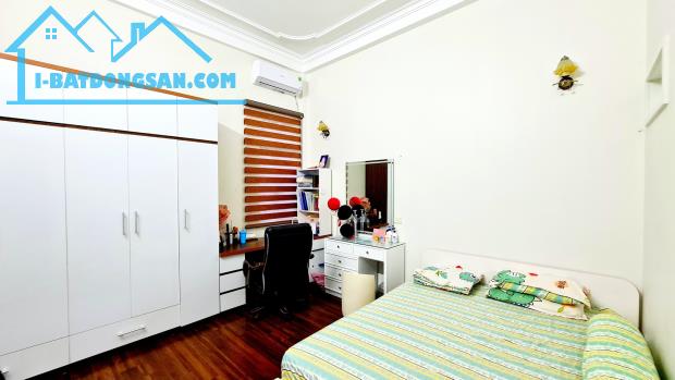 TRẦN DUY HƯNG - CẦU GIẤY - 56M2 x 5T - 12.8 TỶ - CÁCH Ô TÔ 30M - 2 THOÁNG - GẦN PHỐ - 2