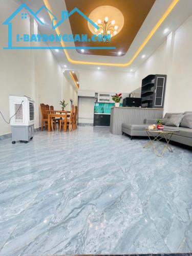 Nhà mới, đẹp ngay chợ Thanh Hoá, 3pn, sổ riêng, đất hồng, chỉ 2tỷ390 - 1