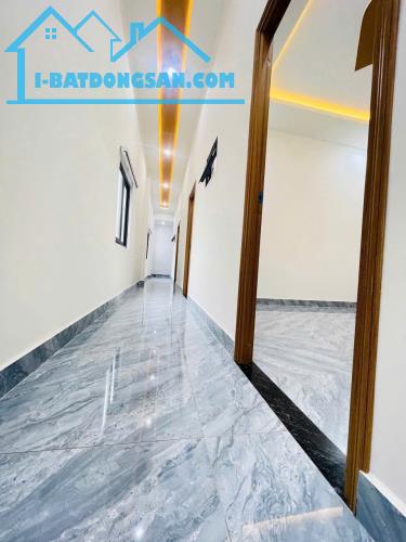 Nhà mới, đẹp ngay chợ Thanh Hoá, 3pn, sổ riêng, đất hồng, chỉ 2tỷ390 - 3